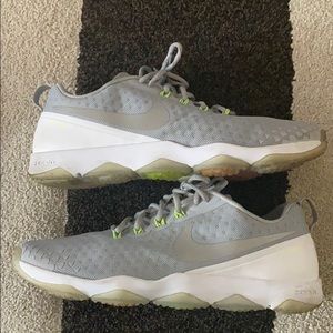 Men’s Size 12.5 Nike Zoom Hypercross TR2